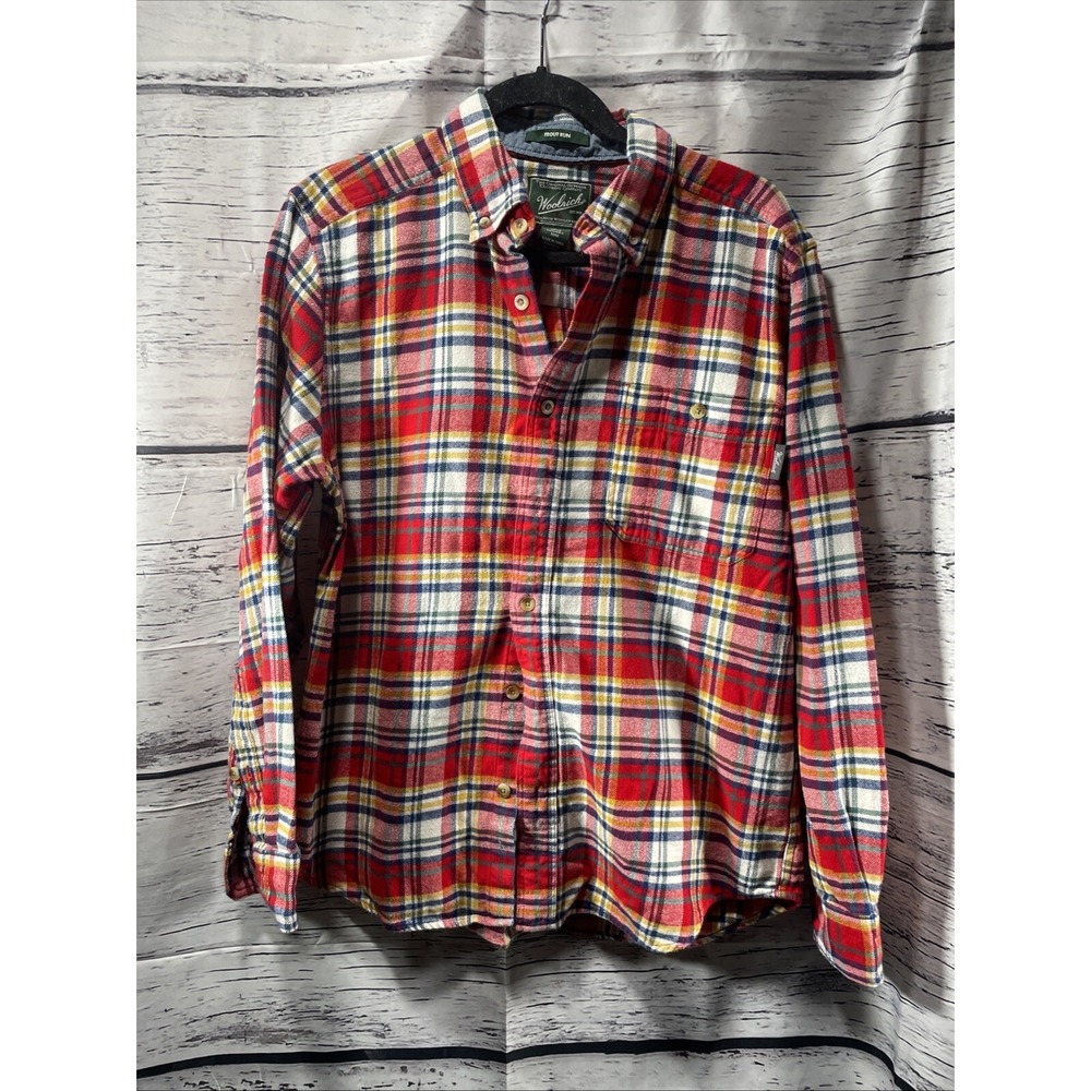 Woolrich Trout Run Mens Medium Red Plaid Flannel Shirt Button Up Casual Shirt